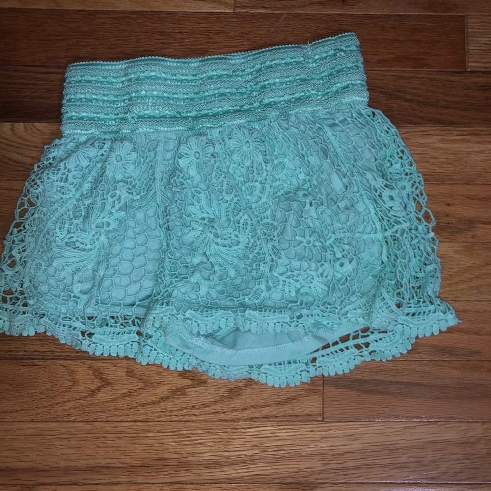 Streetwear Society Lace Shorts